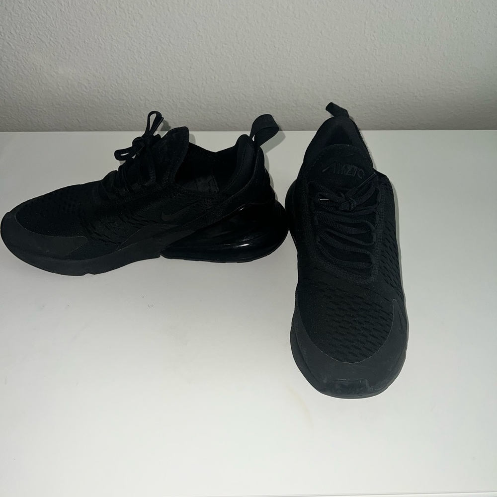 Nike Air 270 sneakers
